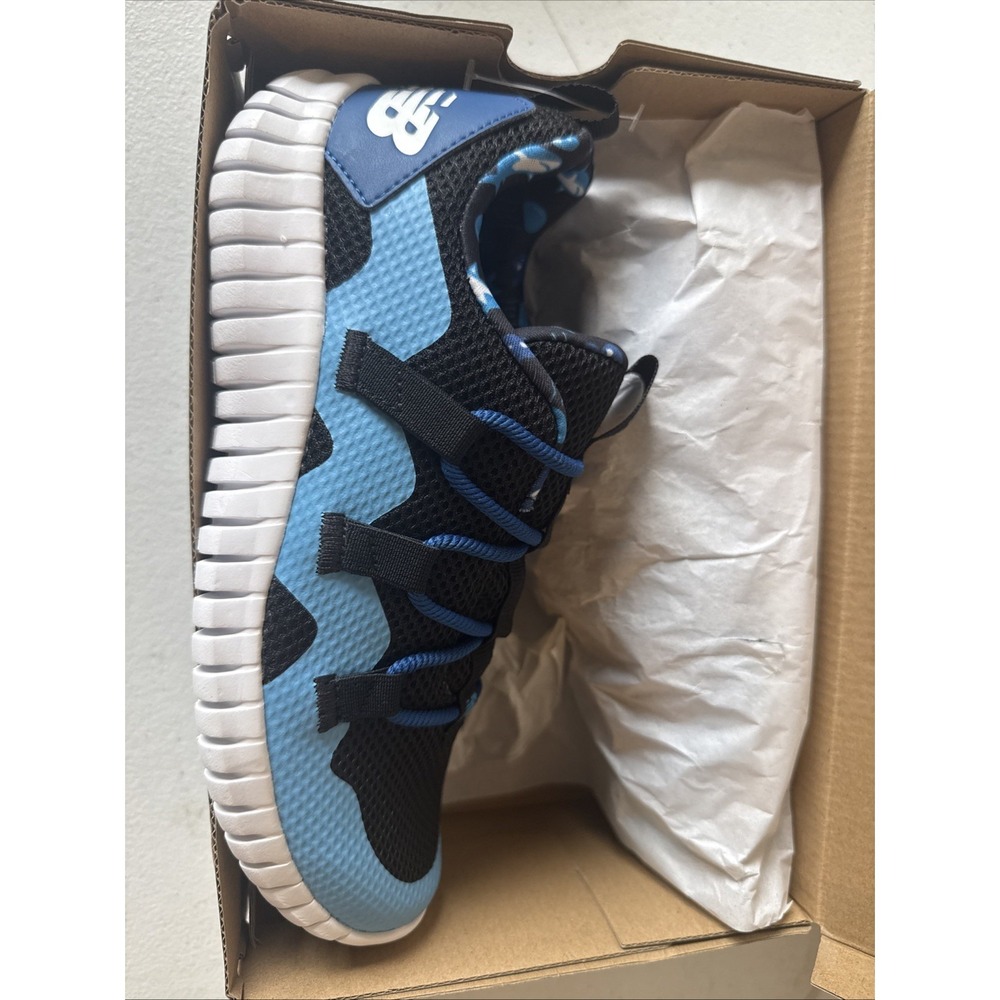 New Balance Playgruv Boys Bungee Size 5 Shoe New In Box